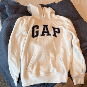 NWOT GAP Men's White Hoodie with Navy Logo